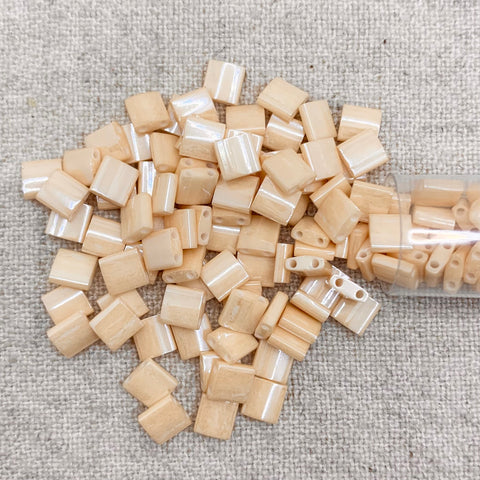 Tila Bead - Light Carmel Ceylon