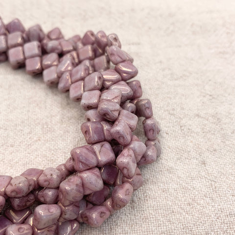 Silky Bead - White Alabster Purple Luster