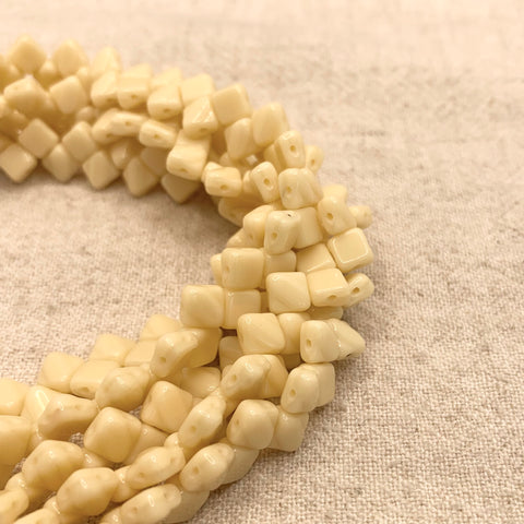 Silky Bead - Opaque Beige