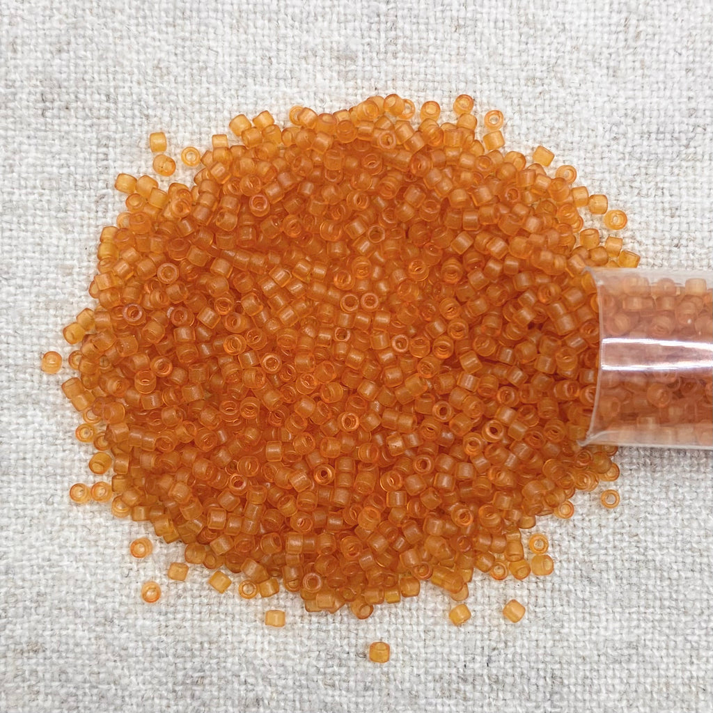 Delica 11/0 Dyed Matte Transp Amber DB781