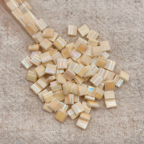 Tila Bead - Ivory Pearl Ceylon AB