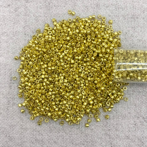 Delica 11/0 DB1835 Duracoat Galvanized Zest