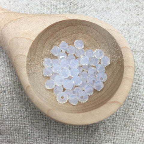 Preciosa 4mm - White Opal
