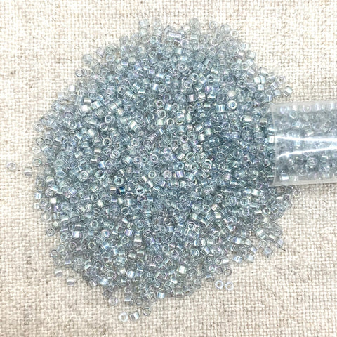 Delica 11/0 DB110 Transparent Lt Blue AB