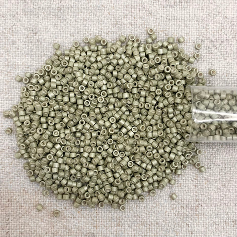 Delica 11/0 DB1170 Galvanized Matte Aloe