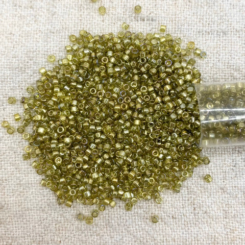 Delica 11/0 DB124 Transparent Chartreuse Luster