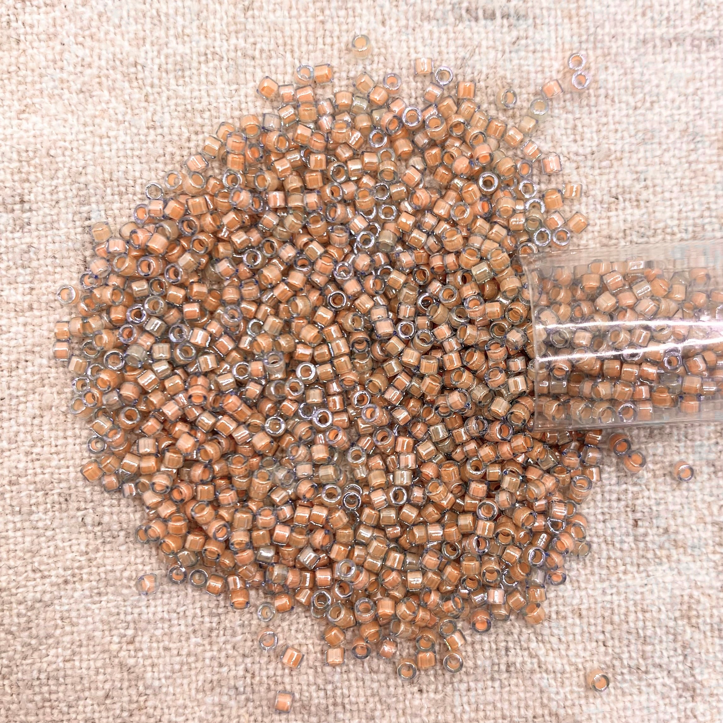 Delica 11/0 DB2042 Luminous Sea Coral - Main Image