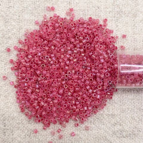 Delica 11/0 DB1742 Rose Lined Opal AB