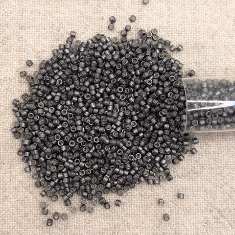 Delica 11/0 DB1186 Galvanized SF Graphite