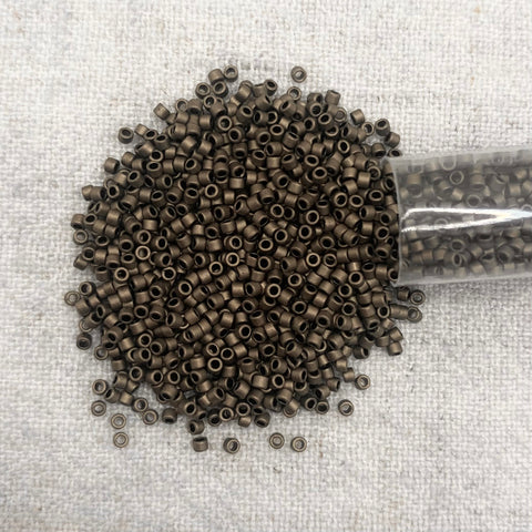 Delica 11/0 DB322 Matte Metallic Gold