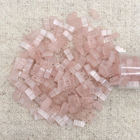 Half-Tila - Silk Pale Light Pink