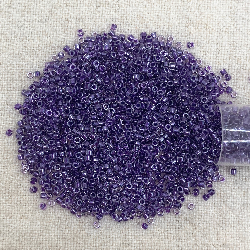 Delica 11/0 DB923 Sparkling Violet Lined Crystal