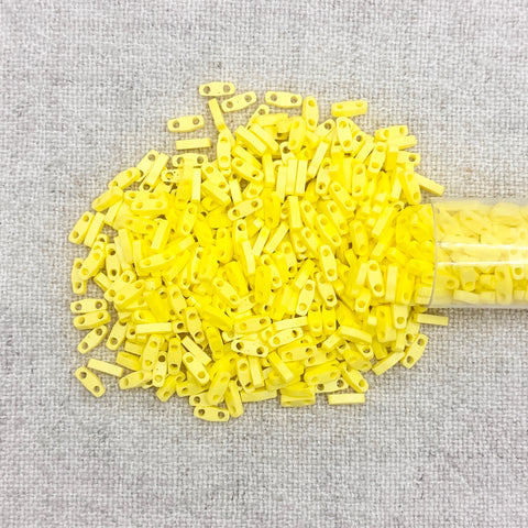 Quarter Tila - Matte Op Yellow AB