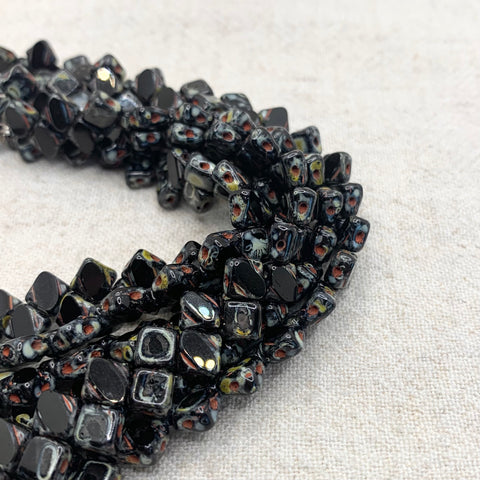 Silky Bead - Tablecut Jet Picasso